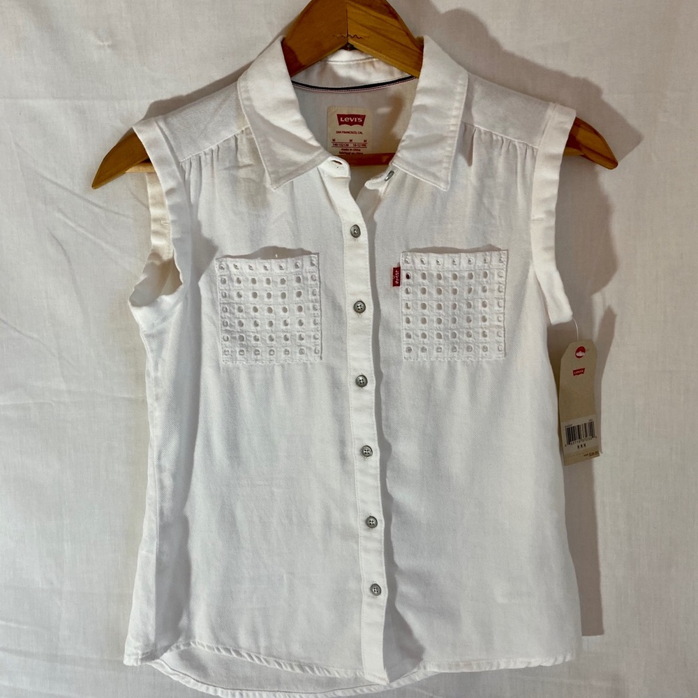 Girls NWT Levi’s sleeveless button down